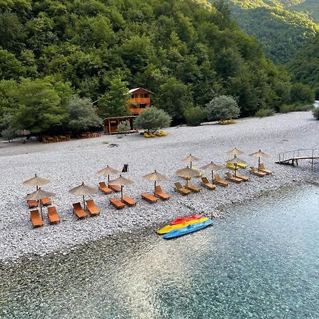 Guri I Lekes Guesthouse Moll' e Shoshit Bagian luar foto