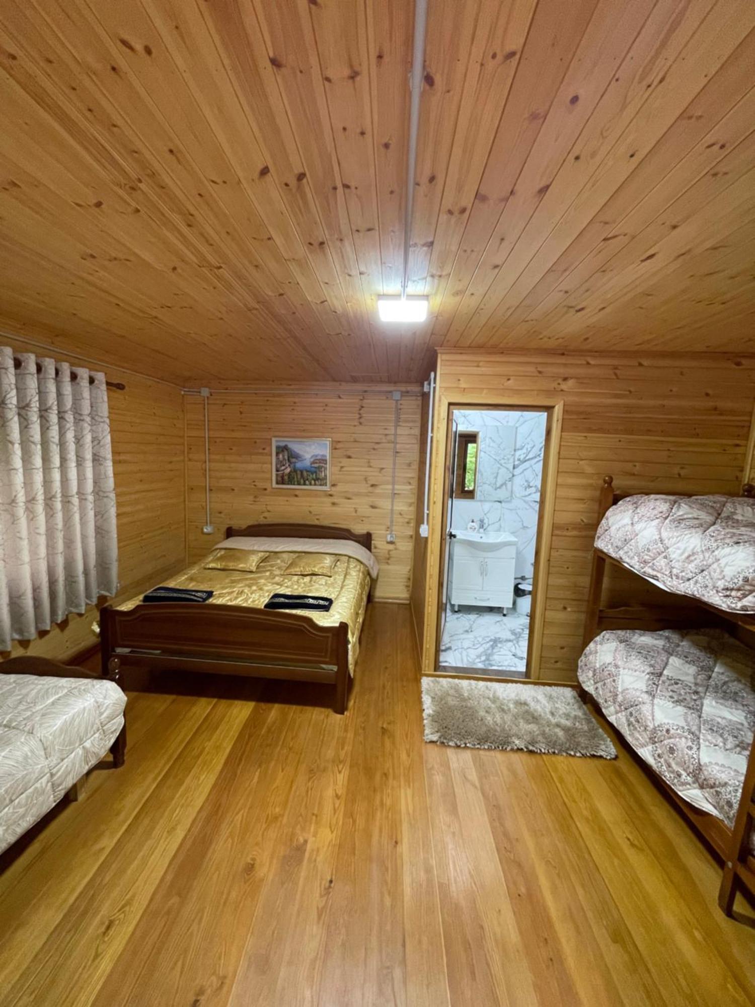 Guri I Lekes Guesthouse Moll' e Shoshit Bagian luar foto