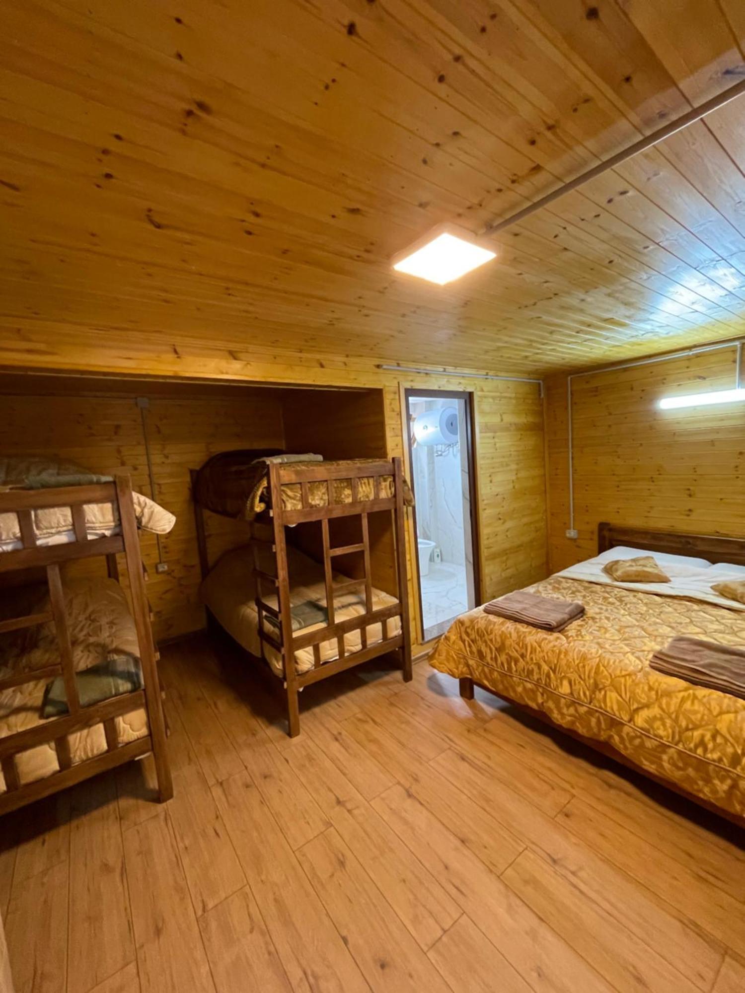 Guri I Lekes Guesthouse Moll' e Shoshit Bagian luar foto
